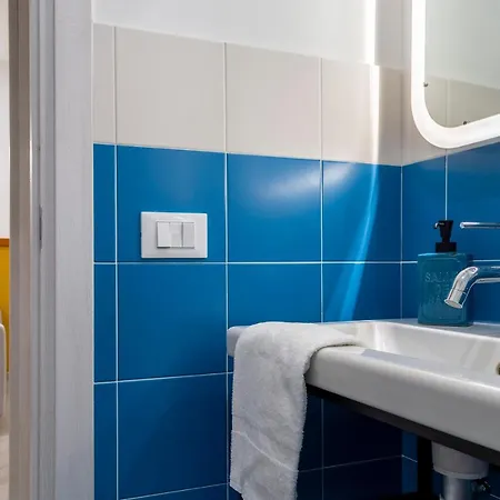 Stylish With An Arty Touch Fast Wifi * Trieste