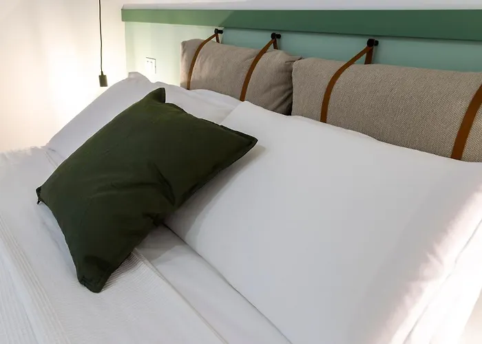 Stylish With An Arty Touch Fast Wifi * Triëst