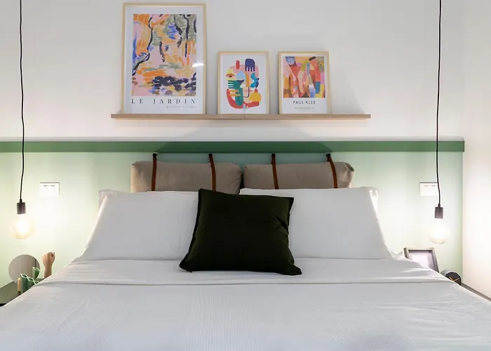 Stylish With An Arty Touch Fast Wifi Triëst