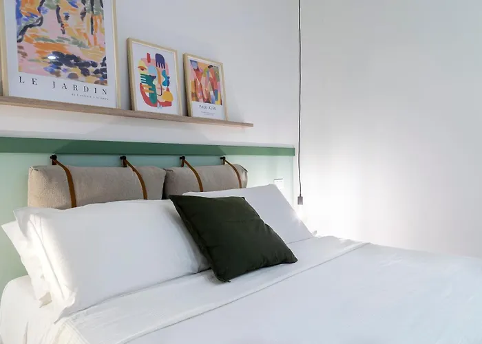 Appartement Stylish With An Arty Touch Fast Wifi Triëst